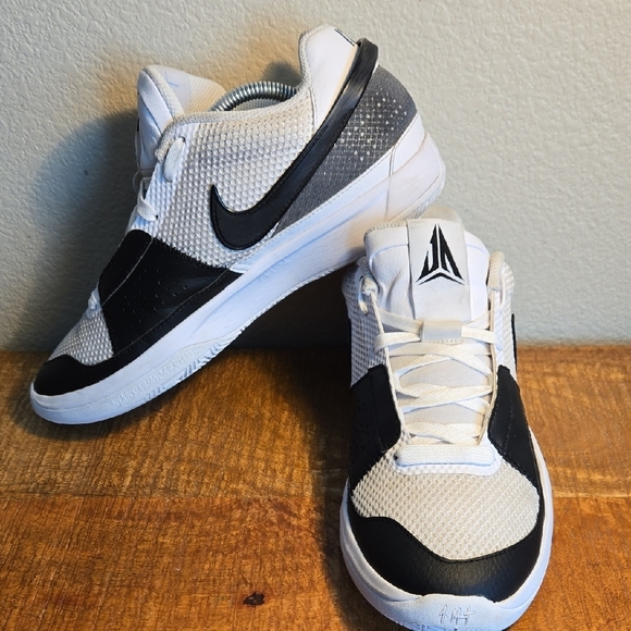 Nike Ja Scratch 2.0 Size 9.5 Athletic Shoes - Picture 4 of 9